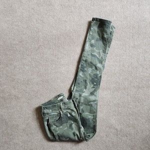 Old Navy Rockstar Super Skinny Mid Rise Pants Womens Size 2 Green Camo Stretch